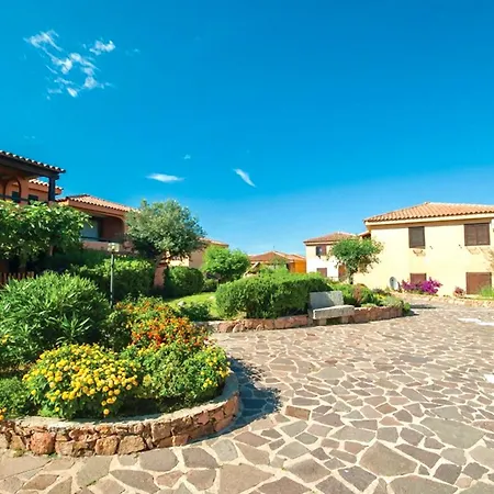 3 Beds Ground Floor With Garden In Marinella Just 100 Mt From The * Golfo Aranci
