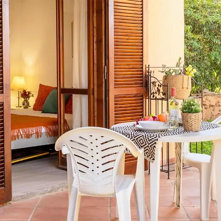 Apartment 3 Beds Ground Floor With Garden In Marinella Just 100 Mt From The *